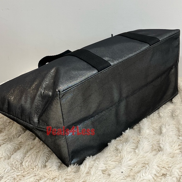 Coach Duffel Bag Silver Shimmer Metallic Overnight Weekender Travel Bag NEW - Picture 5 of 5